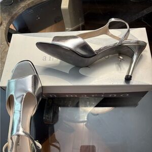 NIB Ann Marino Shiny Silver Heels in original box.